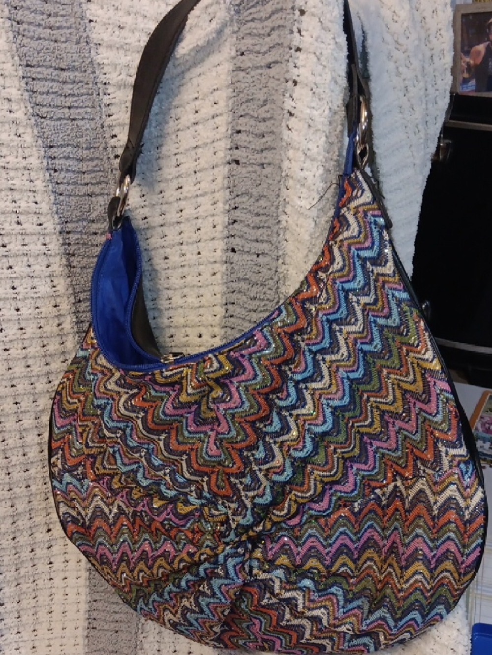 Candie's Multicolor Chevron Hobo Shoulder Bag with Black Trim - Picture 5 of 10